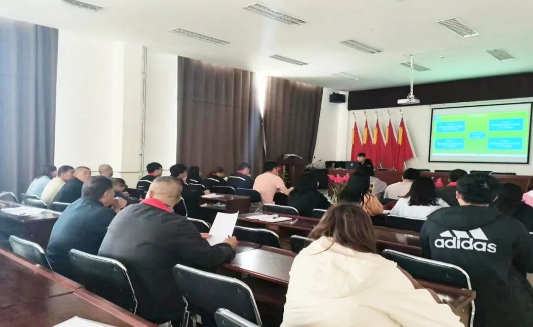 加强溶矿技术培训，全面提升专业水平